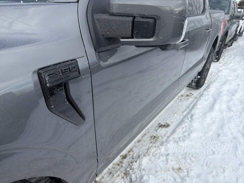 Ford F-150 Lariat SuperCrew 5.5-ft. Bed 4WD 2023