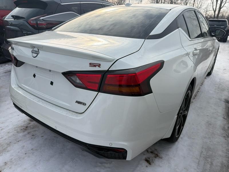 Nissan Altima 2.5 SR AWD 2024