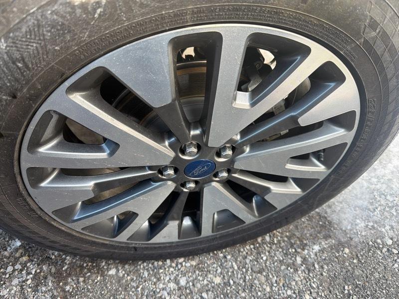 Ford Escape Hybrid Titanium AWD 2022