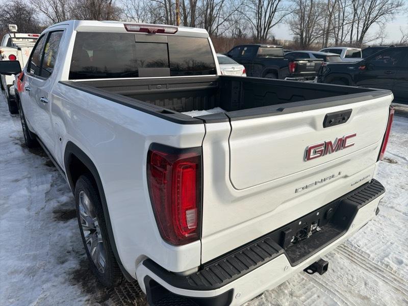 GMC Sierra 1500 Denali Crew Cab Short Box 4WD 2024