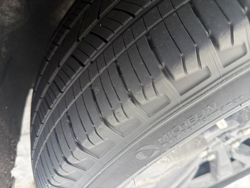 Ford Explorer XLT AWD 2023