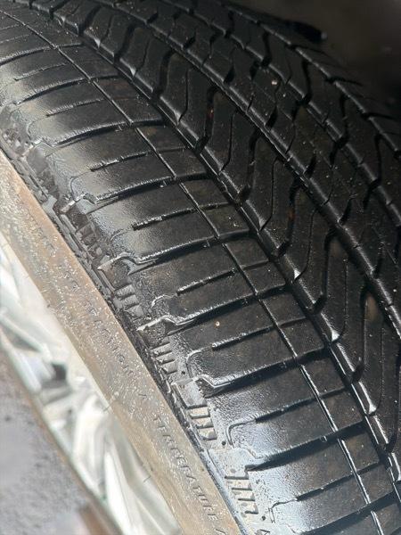 GMC Yukon Denali 4WD 2023