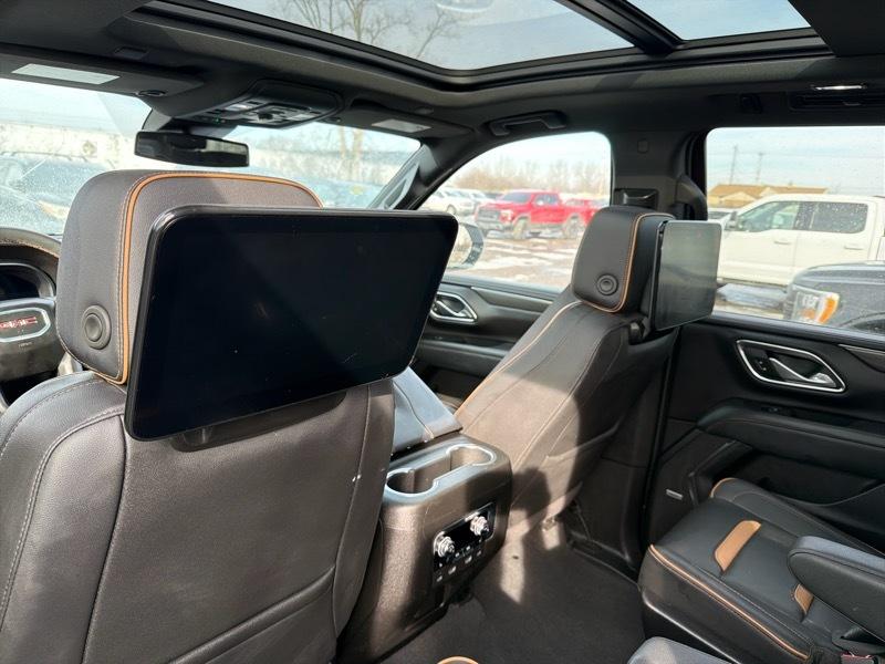 GMC Yukon Denali 4WD 2024