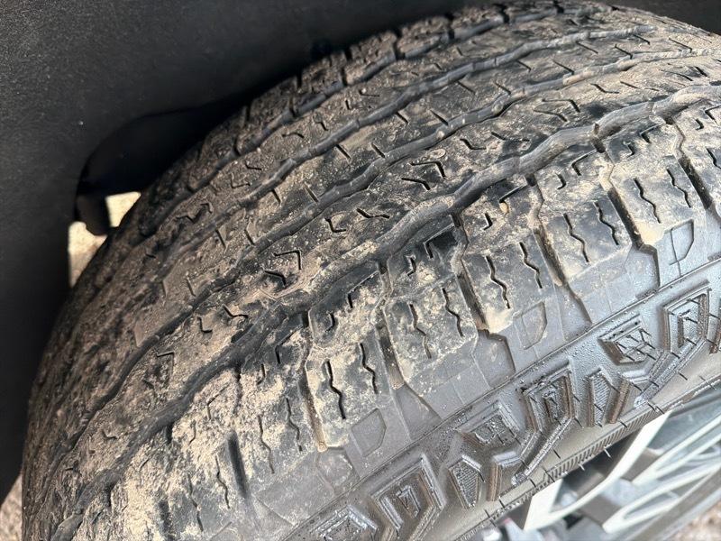 GMC Yukon Denali 4WD 2024