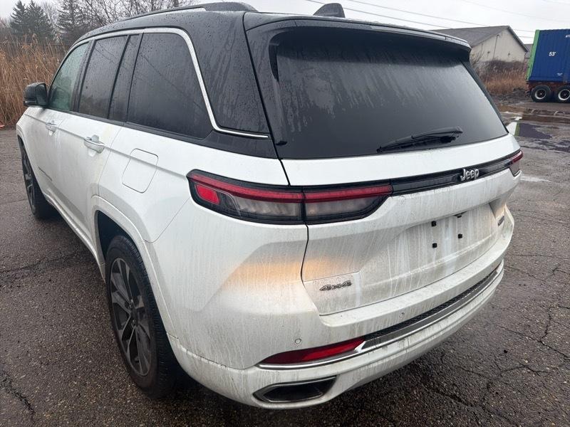 Jeep Grand Cherokee Overland 4WD 2023