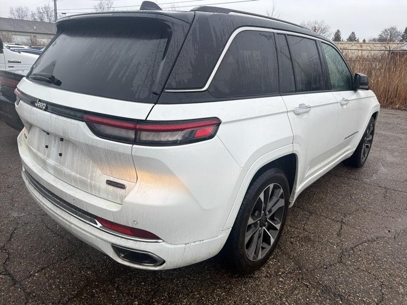 Jeep Grand Cherokee Overland 4WD 2023