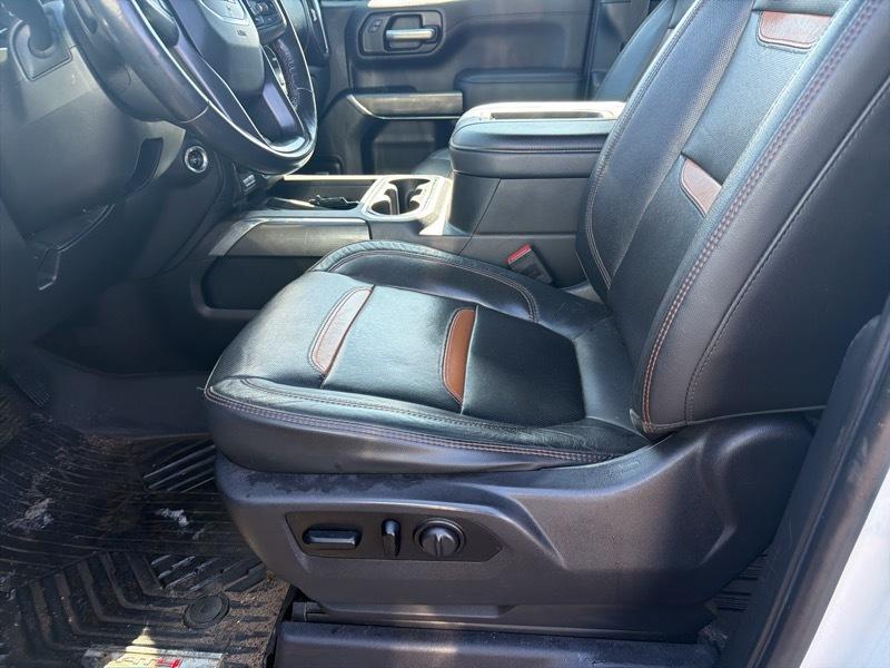 GMC Sierra 1500 AT4 Crew Cab Short Box 4WD 2020