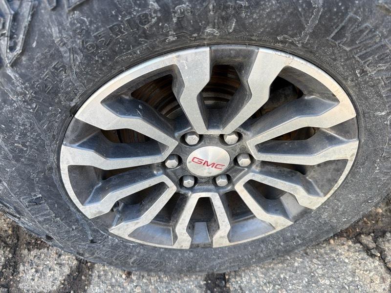 GMC Sierra 1500 AT4 Crew Cab Short Box 4WD 2020