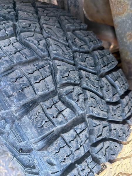 GMC Sierra 1500 AT4 Crew Cab Short Box 4WD 2020