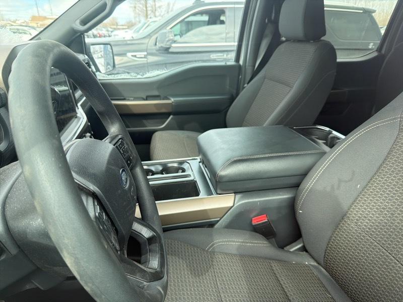 Ford F-150 STX SuperCrew 4WD 2024