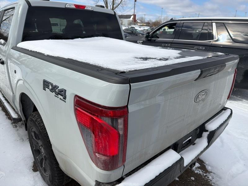 Ford F-150 STX SuperCrew 4WD 2024