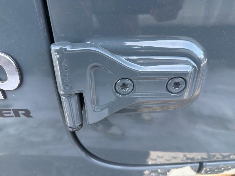 Jeep Wrangler Sahara 2024