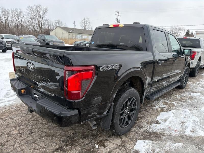 Ford F-150 STX SuperCrew 4WD 2024