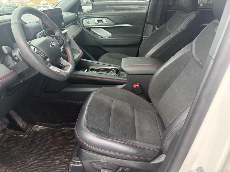 Ford Explorer ST AWD 2025