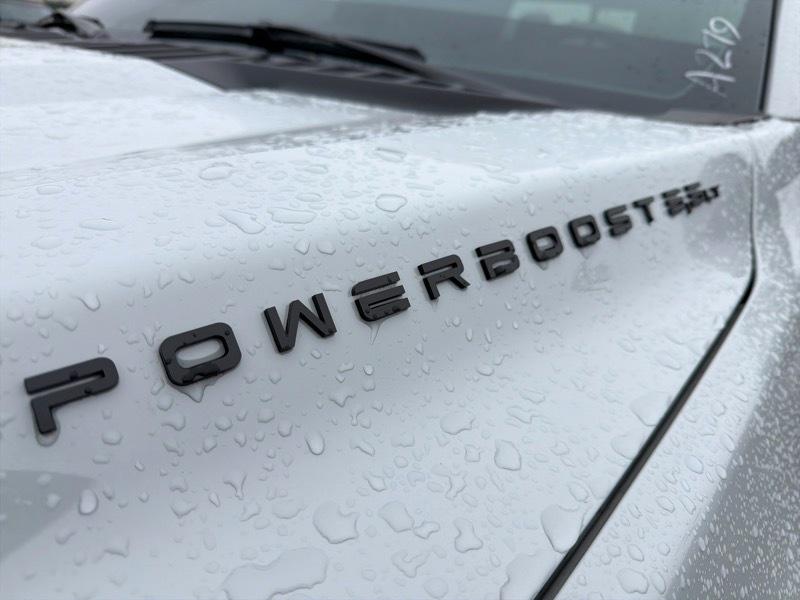 Ford F-150 Lariat SuperCrew 5.5-ft. Bed 4WD 2023