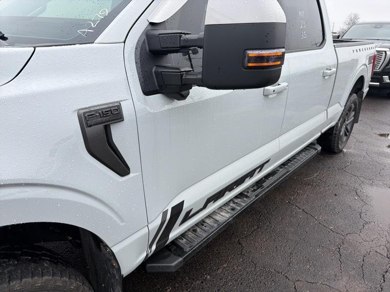 Ford F-150 Lariat SuperCrew 5.5-ft. Bed 4WD 2023