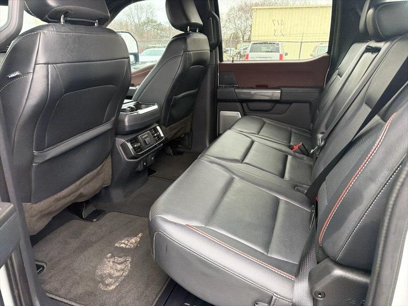 Ford F-150 Lariat SuperCrew 5.5-ft. Bed 4WD 2023