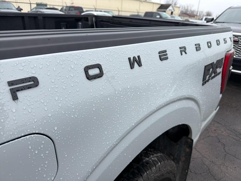 Ford F-150 Lariat SuperCrew 5.5-ft. Bed 4WD 2023