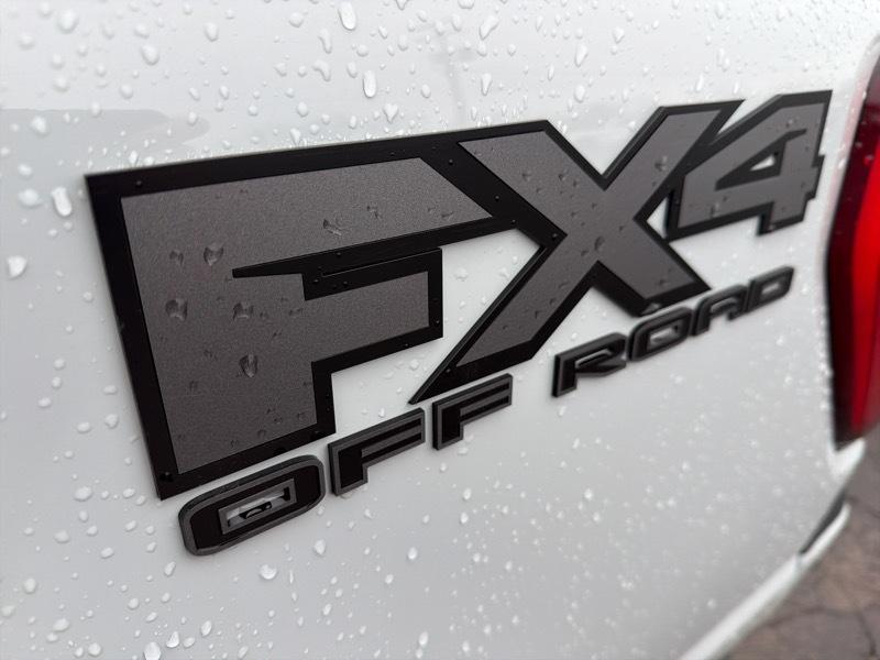 Ford F-150 Lariat SuperCrew 5.5-ft. Bed 4WD 2023