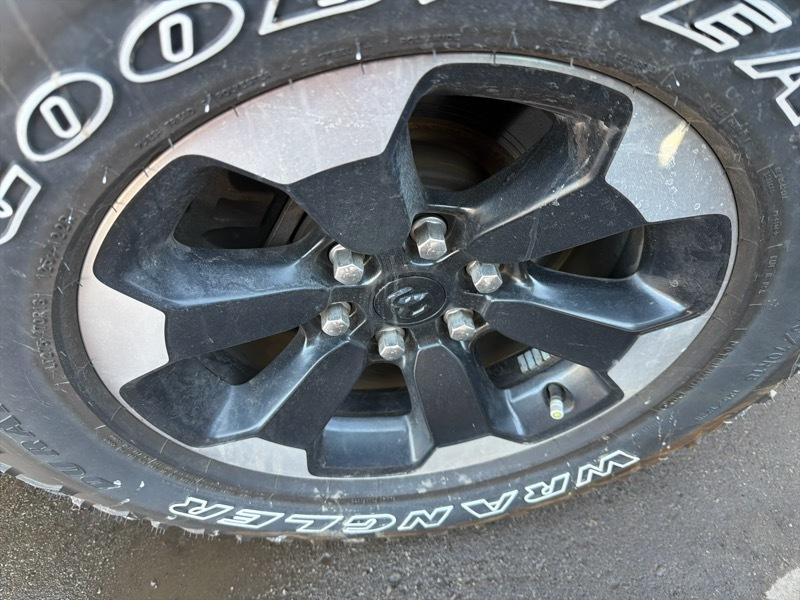 RAM 1500 Rebel Crew Cab SB 4WD 2023