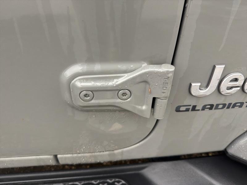 Jeep Gladiator Overland 2022