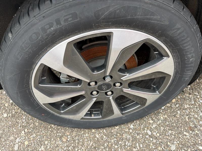 Ford Escape Platinum AWD 2023