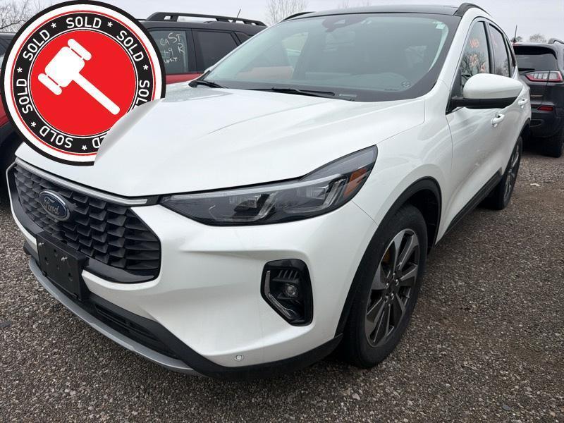 Ford Escape Platinum AWD 2023