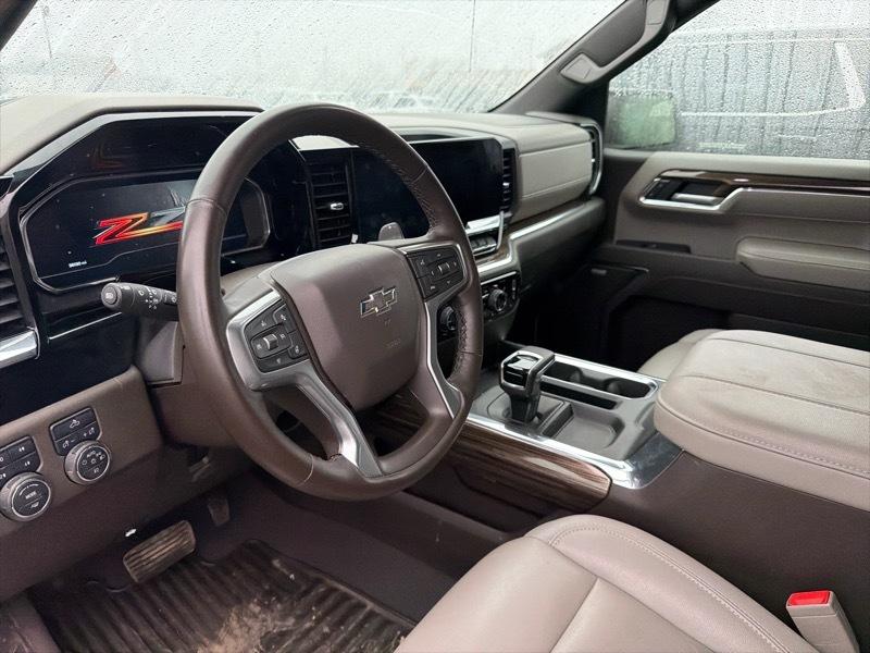 Chevrolet Silverado 1500 RST Crew Cab 4WD 2024