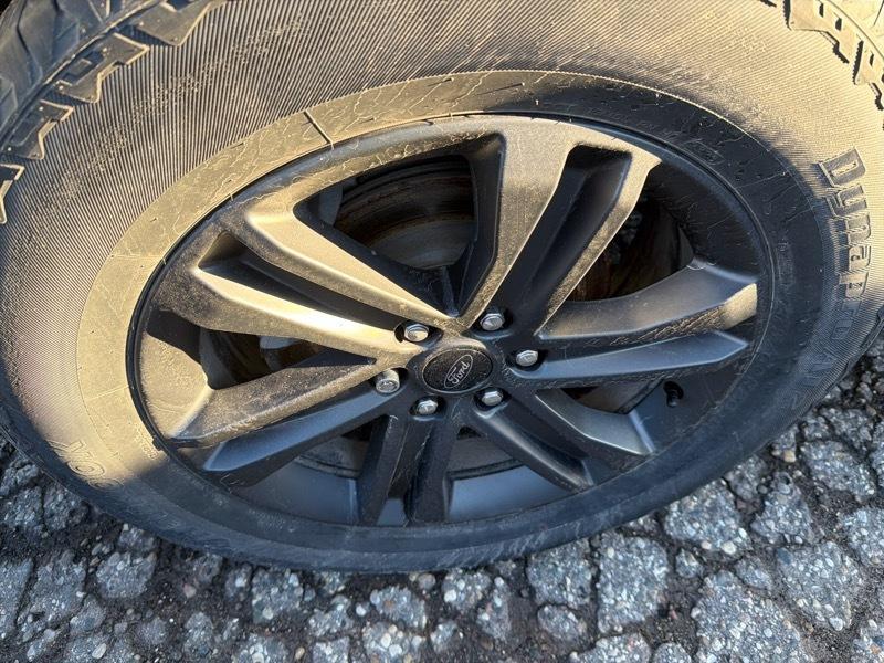 Ford F-150 XLT SuperCrew 5.5-ft. Bed 4WD 2023