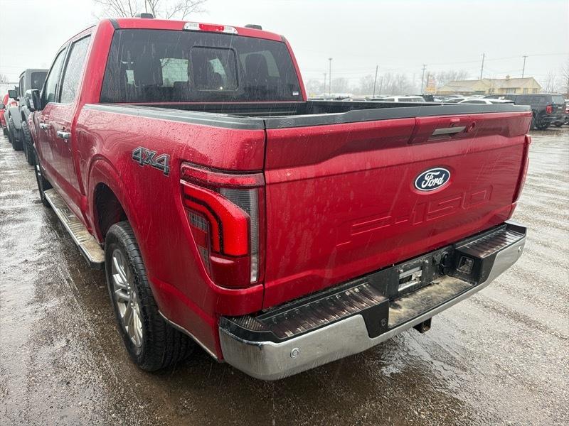 Ford F-150 Lariat SuperCrew 4WD 2024
