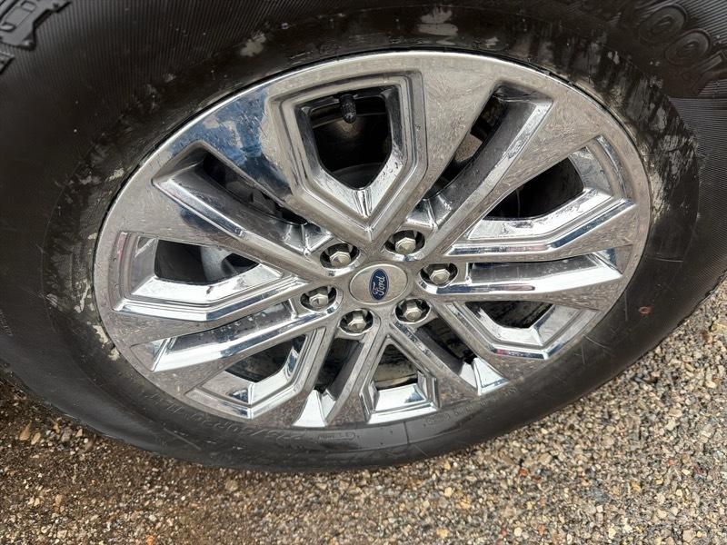 Ford F-150 Lariat SuperCrew 4WD 2024