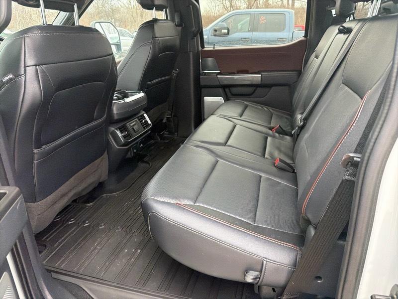 Ford F-150 Lariat SuperCrew 5.5-ft. Bed 4WD 2023