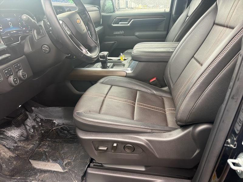 Chevrolet Silverado 1500 High Country Crew Cab 4WD 2025