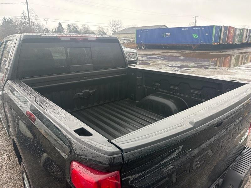 Chevrolet Silverado 1500 High Country Crew Cab 4WD 2025