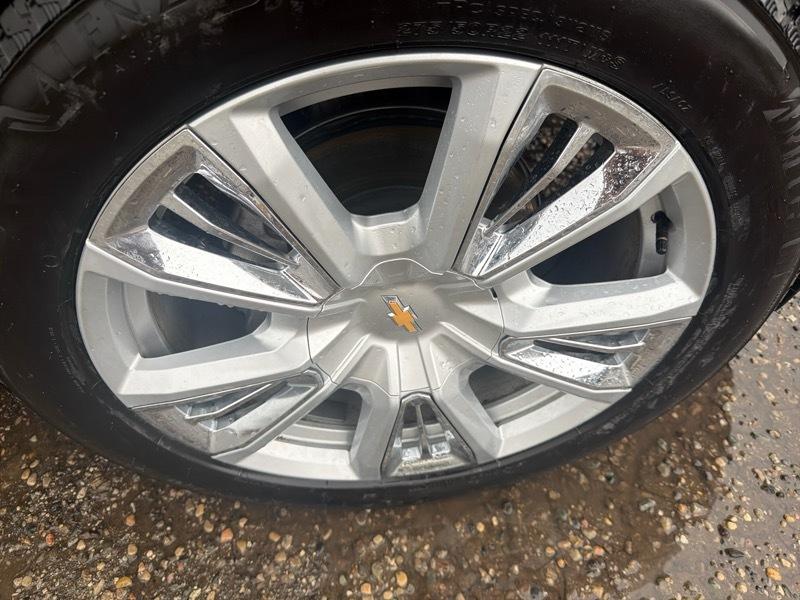 Chevrolet Silverado 1500 High Country Crew Cab 4WD 2025