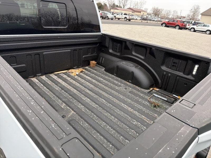 Ford F-150 Lariat SuperCrew 4WD 2025