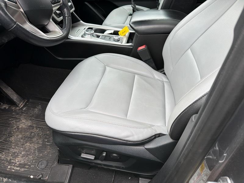 Ford Explorer XLT AWD 2021