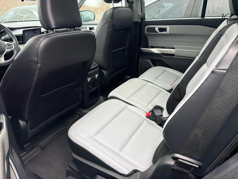 Ford Explorer XLT AWD 2021