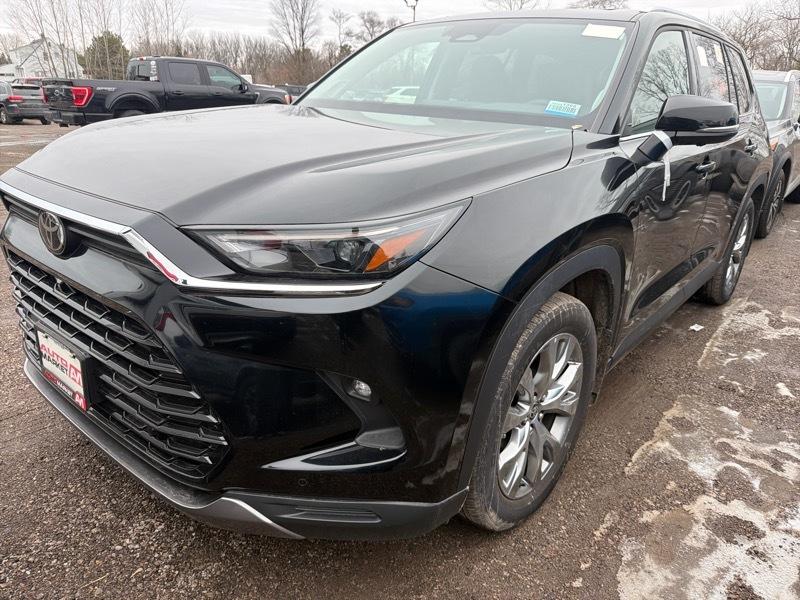 Toyota Grand Highlander XLE AWD 2024