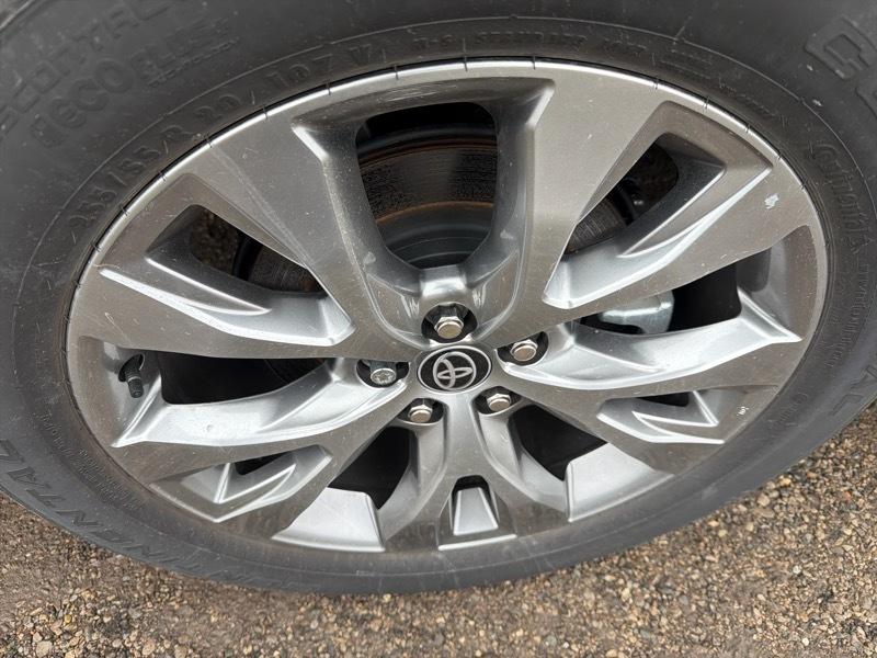 Toyota Grand Highlander XLE AWD 2024