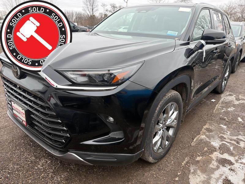 Toyota Grand Highlander XLE AWD 2024