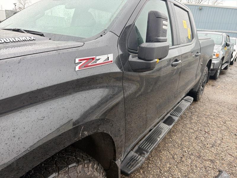 Chevrolet Silverado 1500 RST Crew Cab 4WD 2024