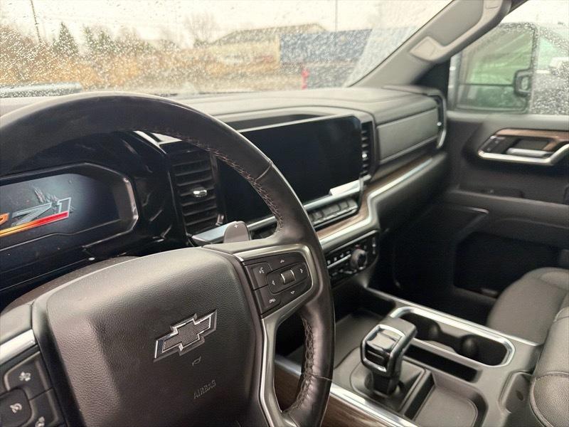 Chevrolet Silverado 1500 RST Crew Cab 4WD 2024