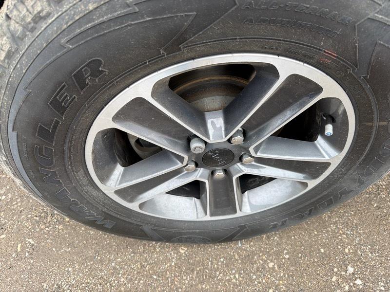 Jeep Wrangler Unlimited Sahara 2023