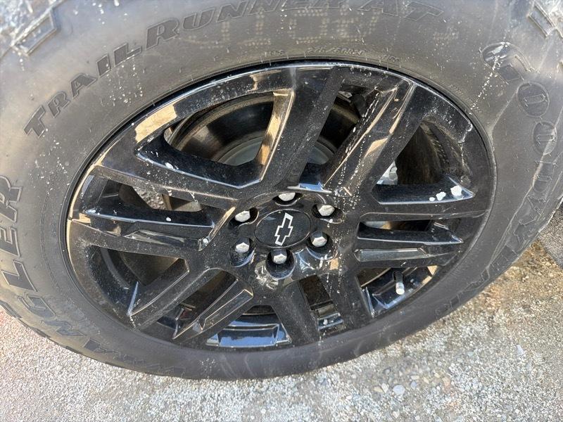 Chevrolet Silverado 1500 Custom Crew Cab 4WD 2023