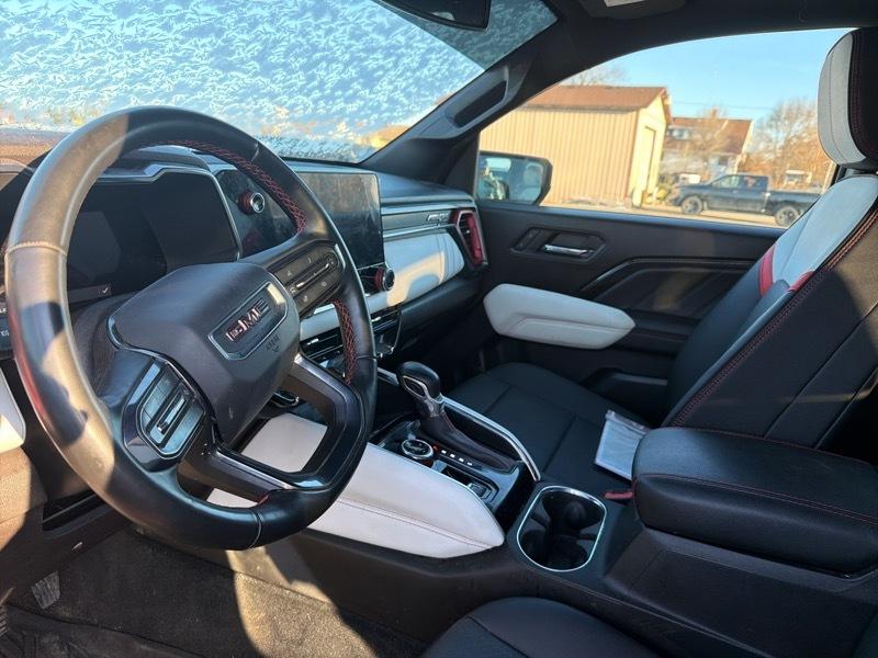 GMC Canyon AT4X Crew Cab 4WD 2023