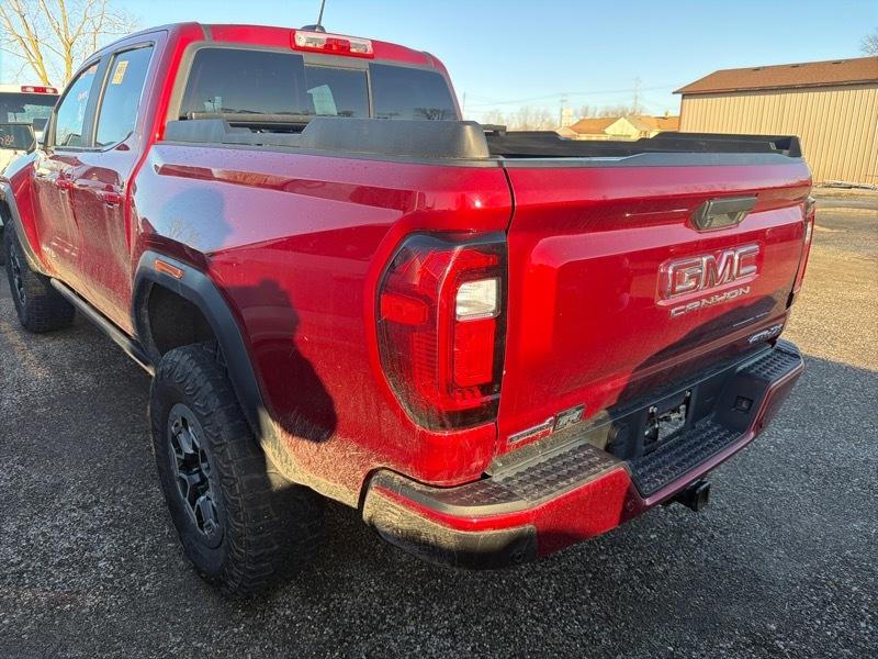 GMC Canyon AT4X Crew Cab 4WD 2023