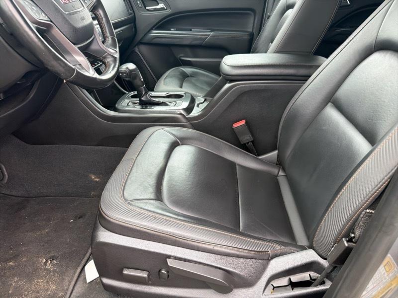 GMC Canyon AT4 Crew Cab w/Cloth 4WD 2021