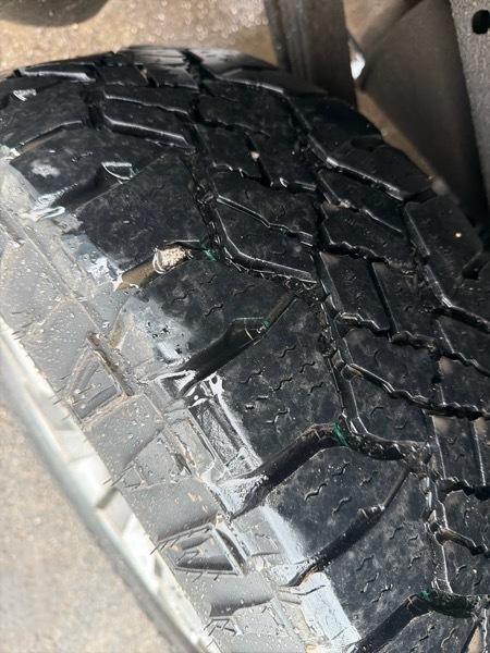 GMC Canyon AT4 Crew Cab w/Cloth 4WD 2021