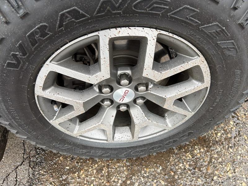 GMC Canyon AT4 Crew Cab w/Cloth 4WD 2021